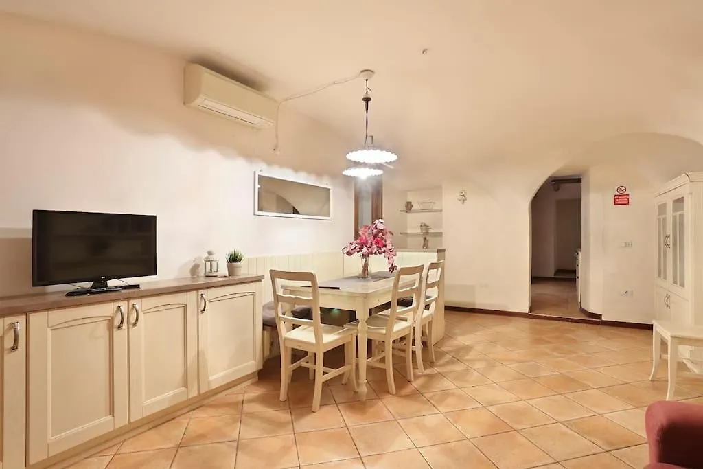 Romantica Suite Firenze 2 Cls Central Market & Dome