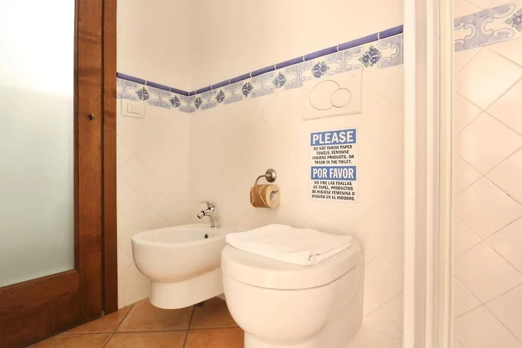 Romantica Suite Firenze 2 Cls Central Market & Dome 0*, Florence Italy